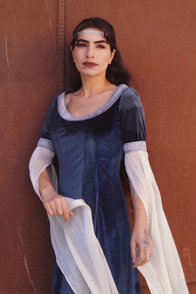 Arwen Kombin