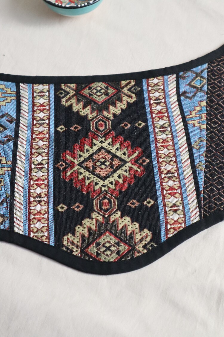 ETNİK KORSE