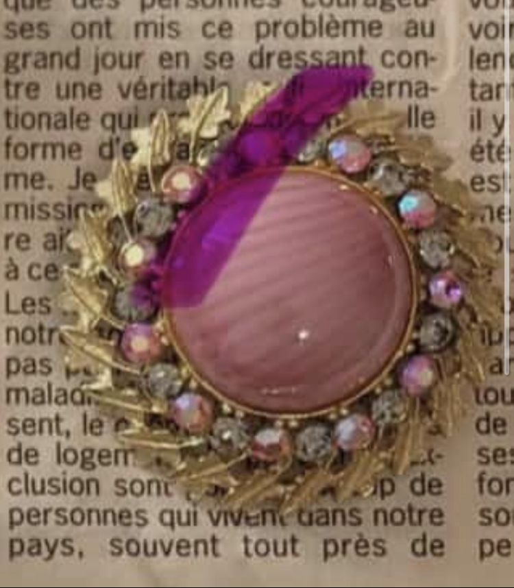 Vintage Leylak Pembesi Mermer Kubbeli Sanat Cam Pembe AB ve Gri Rhinestones Broş ve