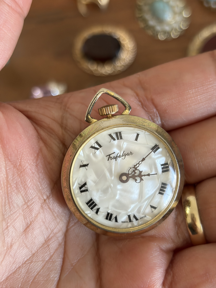Pendant Fragonard saat kolye