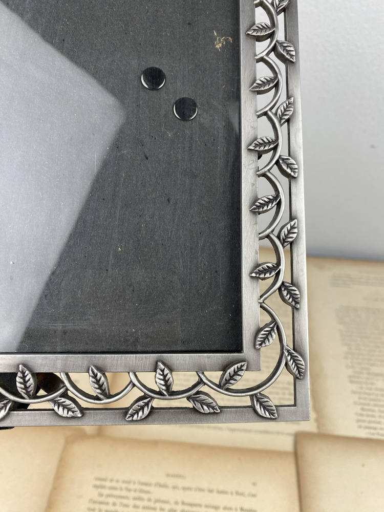 Vintage Metal Fotoğraf Çerçevesi 
