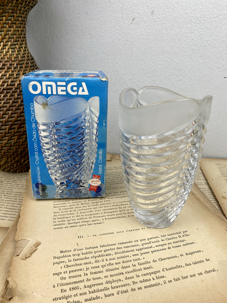 Vintage Alman Omega Marka Kristal Cam Vazo