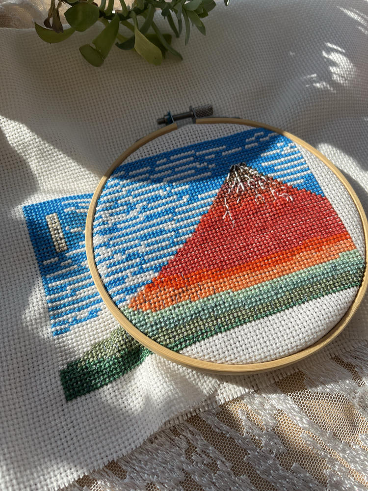 Red Fuji Hokusai Kanaviçe Tablo