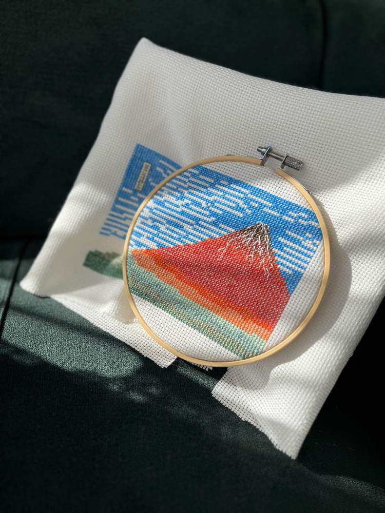 Red Fuji Hokusai Kanaviçe Tablo