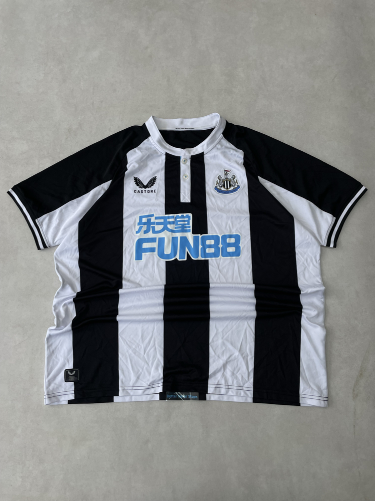 FUN88 Newcastle United Vintage Forma Thrift