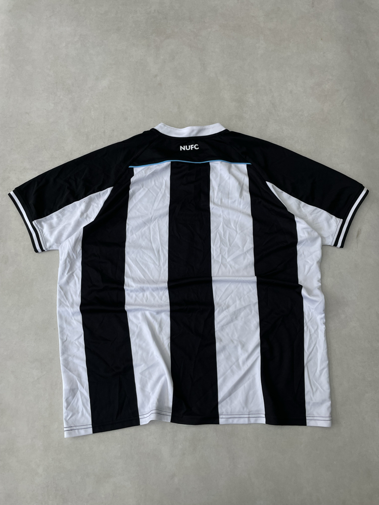 FUN88 Newcastle United Vintage Forma Thrift