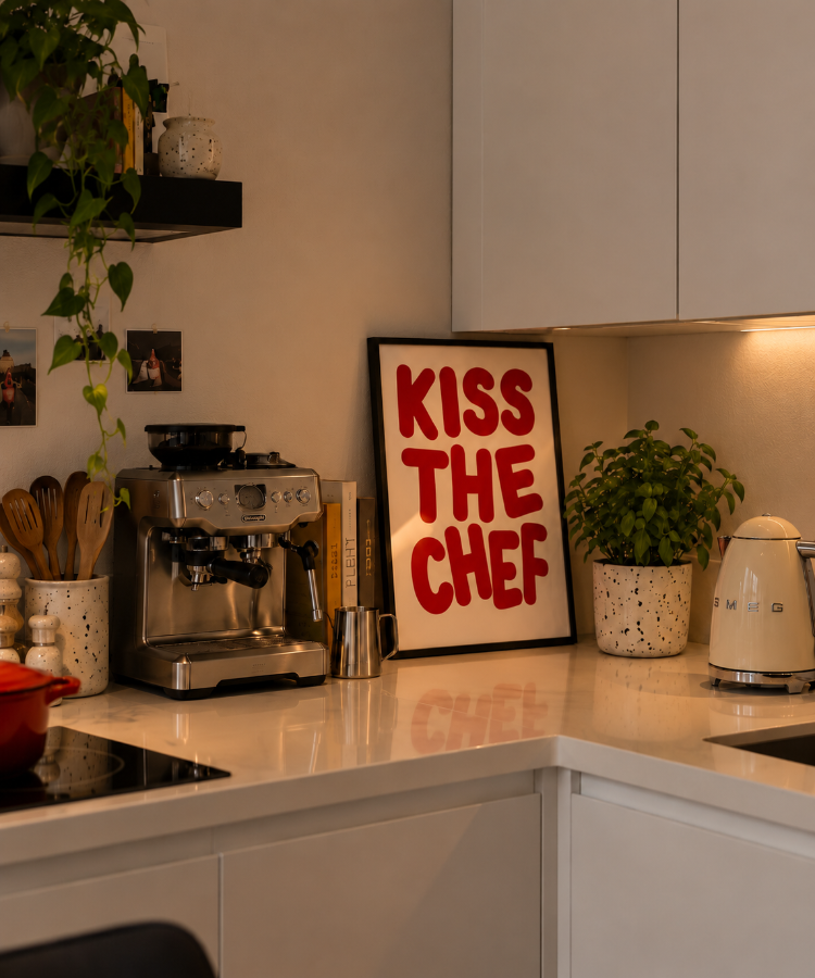 KISS THE CHEF