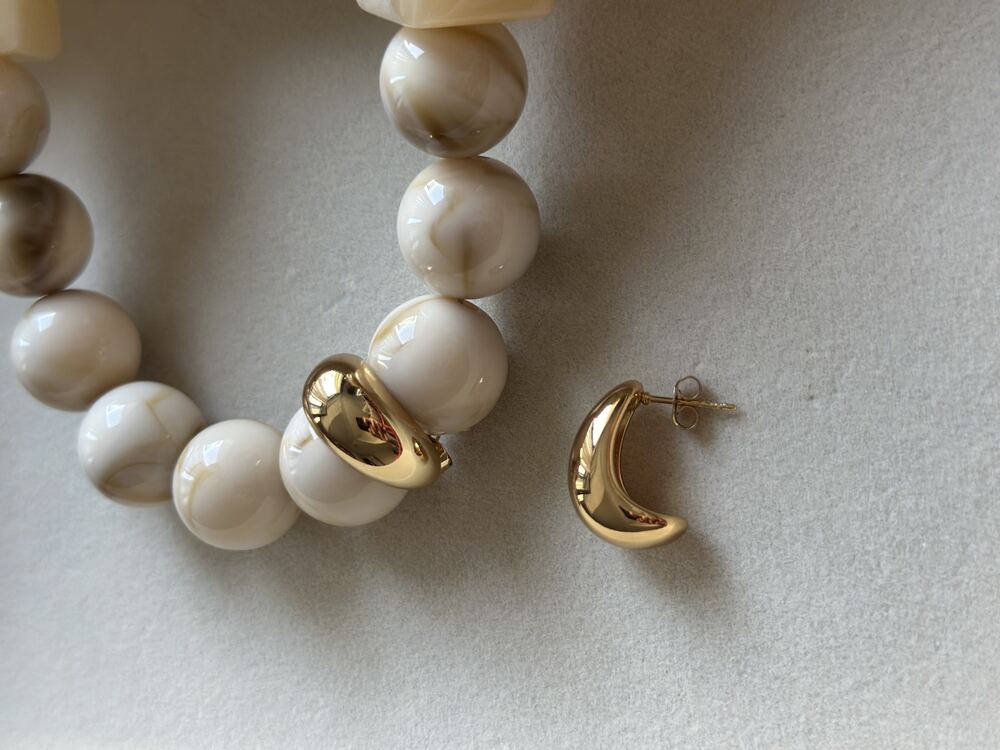 KÜÇÜK GOLD RENKLİ KÜPE