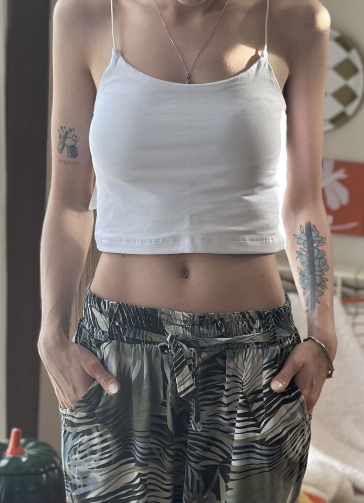 Kadın Beyaz İnce Askılı Basic Crop Atlet