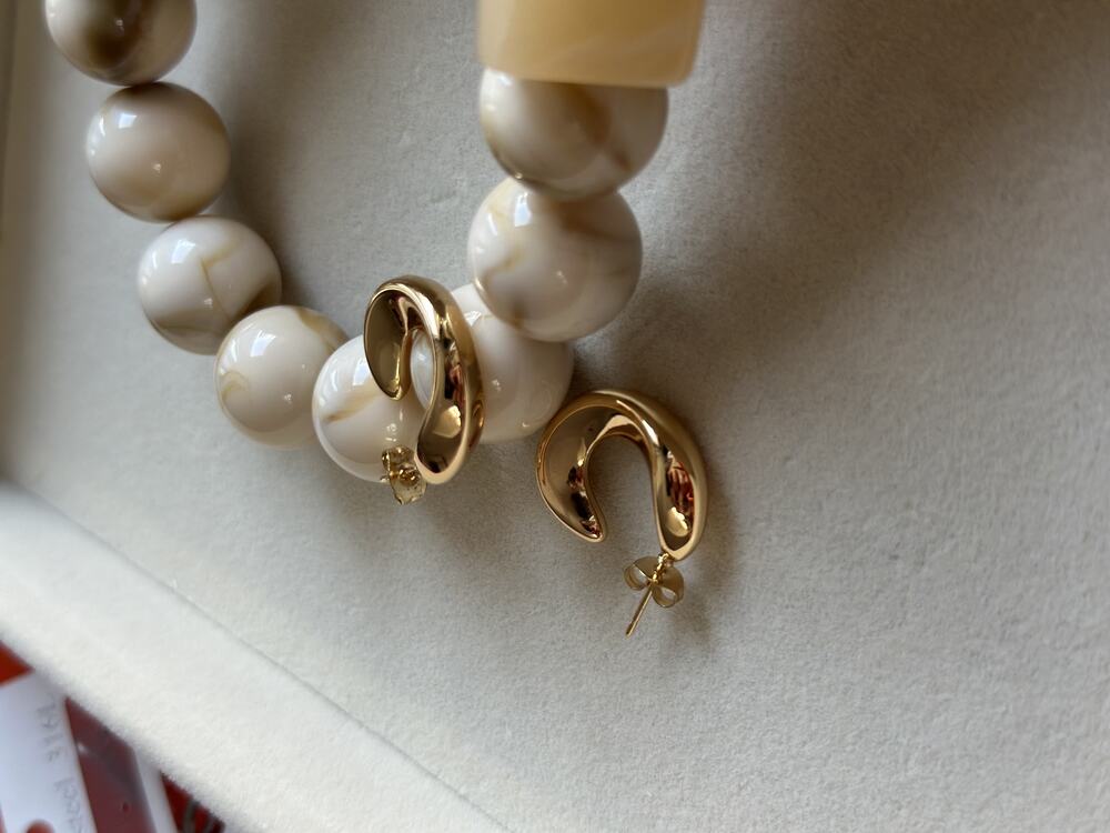 GEOMETRİK GOLD RENK KÜÇÜK KÜPE