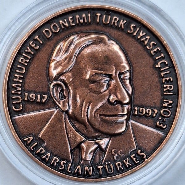 Alparslan Türkeş Hatıra Parası