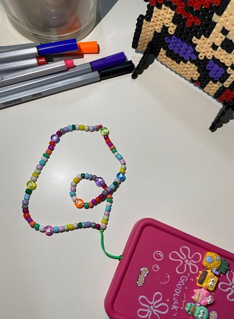 Rainbow Hearts Telefon Charmı