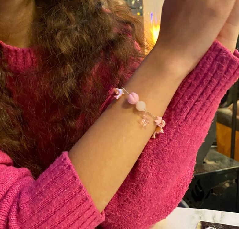 Pembe Charm Bileklik Model 1