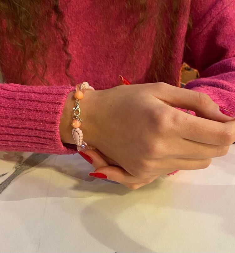 Pembe Charm Bileklik Model 2