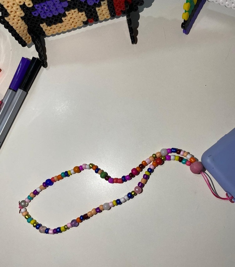 Karışık Renkli Telefon Charmı