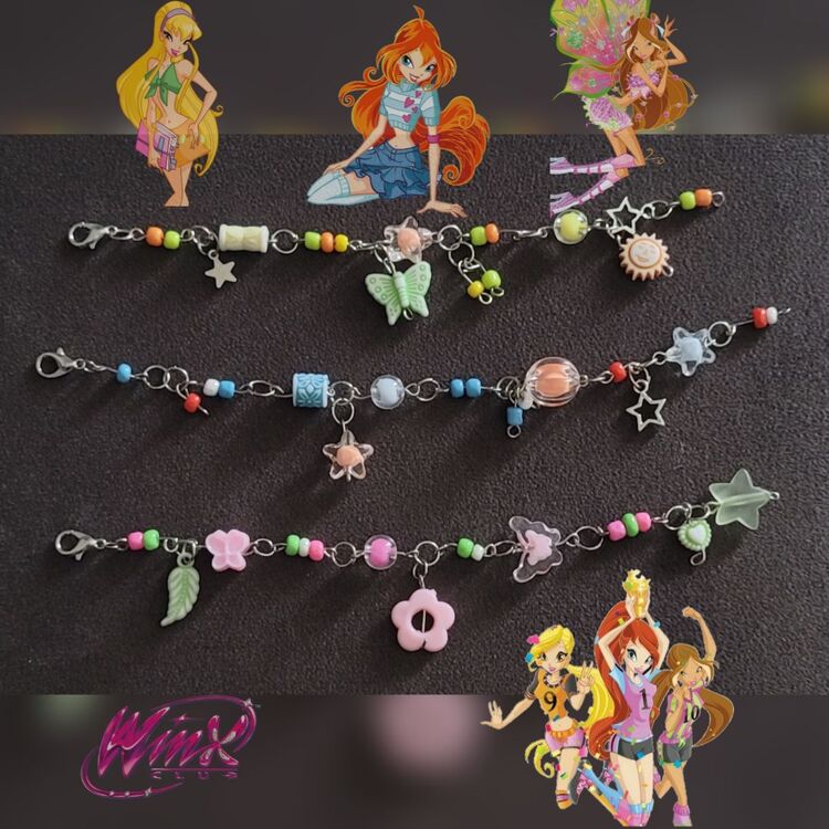 Winx Bloom Charmlı Bileklik