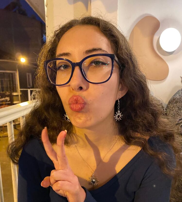 Güneş Küpe