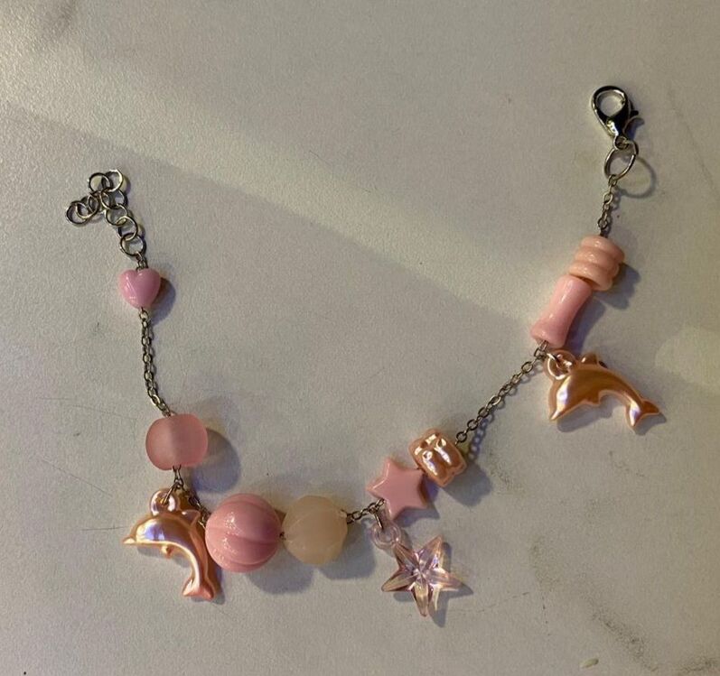 Pembe Charm Bileklik Model 1