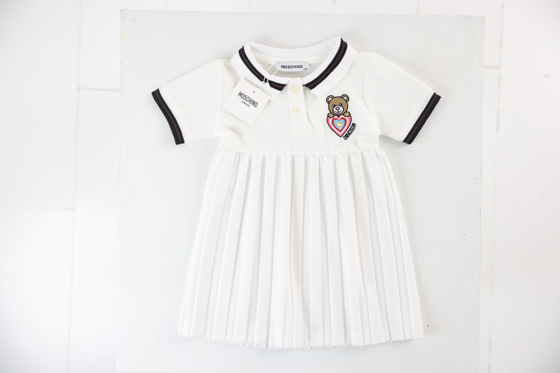Moschino Elbise