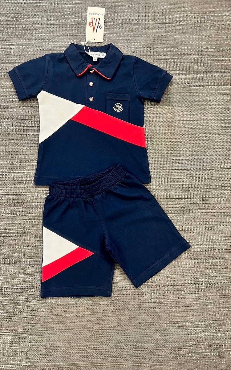 Moncler Takım
