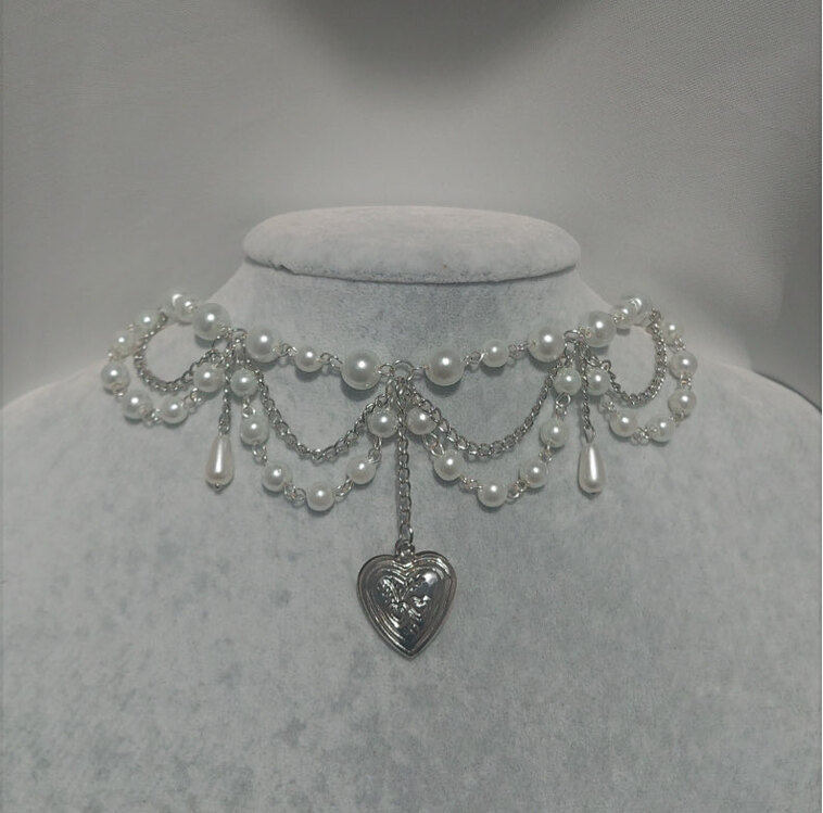 Açılır kalp inci kolye