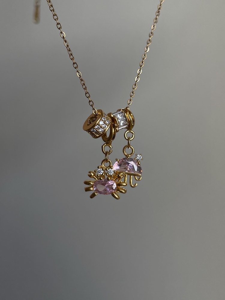 Charm kolyeler