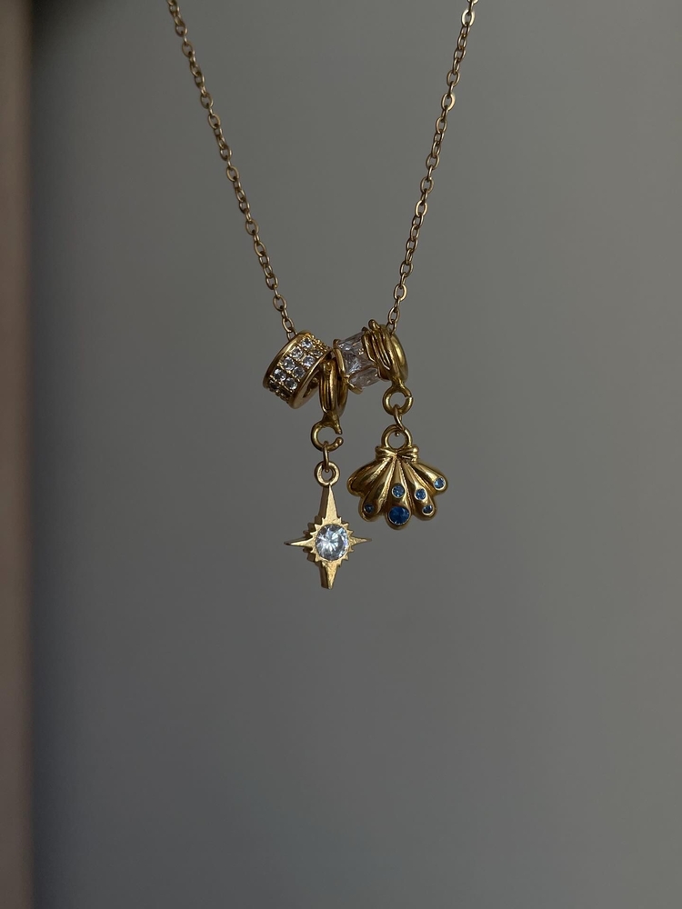 Charm kolyeler