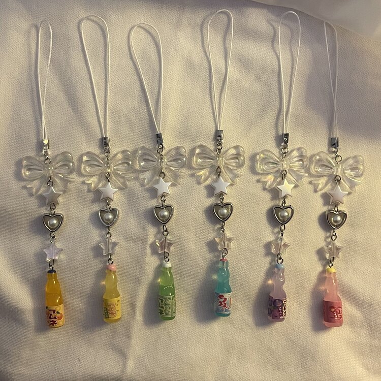 Gazoz şişesi charm