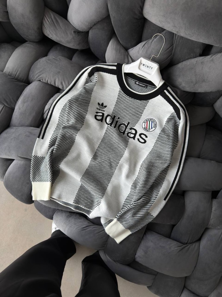 Adidas Beyaz Triko Kazak