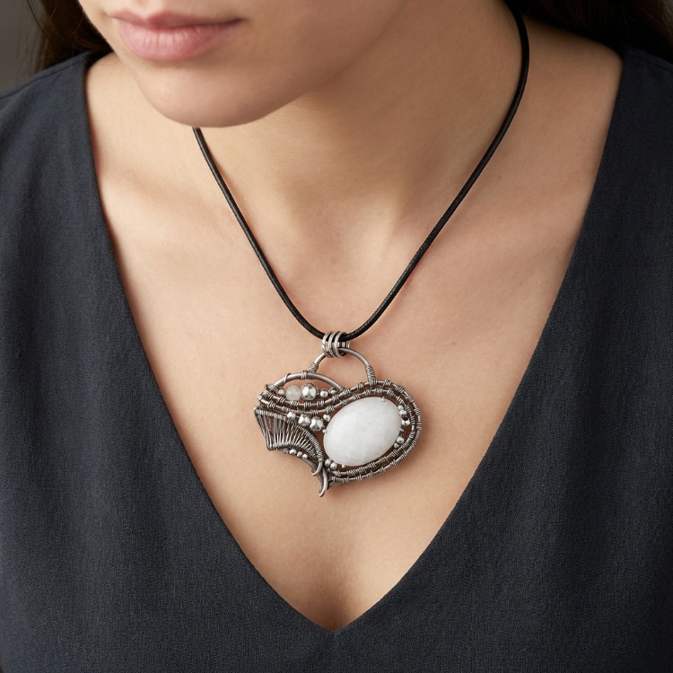 Heart of the New Path - Rose quartz Pendant
