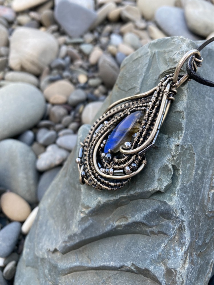 Echo of the Deep - Labradorite Pendant
