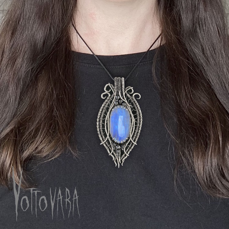 Alien Cocoon - Moonstone Pendant