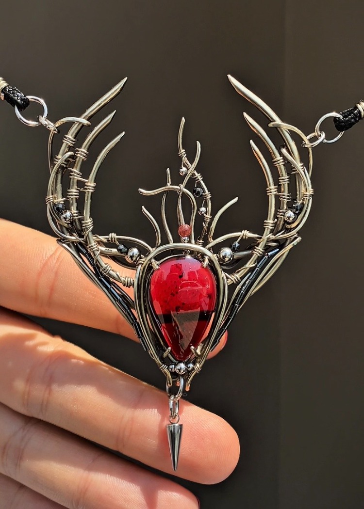 Scarlet Sovereign – Garnet Pendant