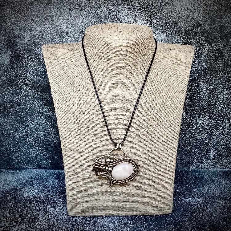 Heart of the New Path - Rose quartz Pendant