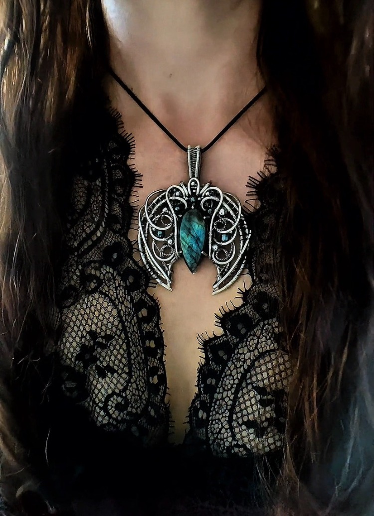 Wings of Intuition - Labradorite Pendant