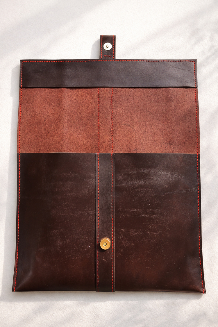 Kahve Deri / Kırmızı Dikiş Clutch 