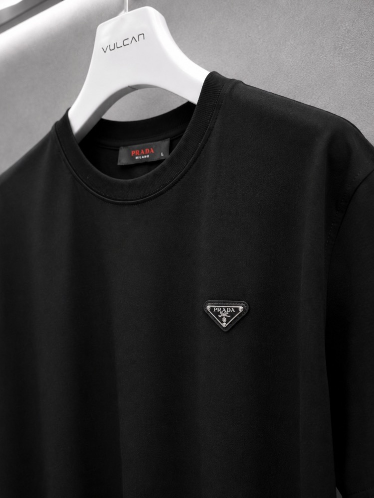 PRADA Premium T-shirt 