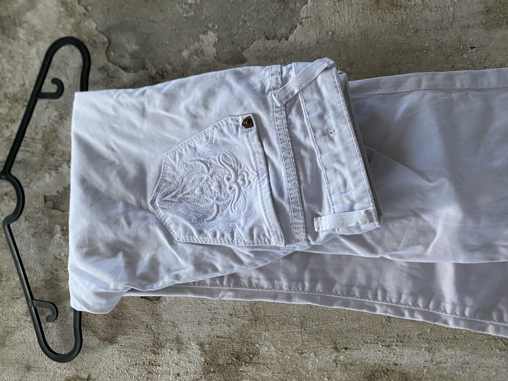 white jeans