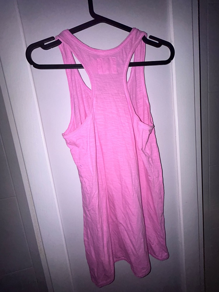 pink tank