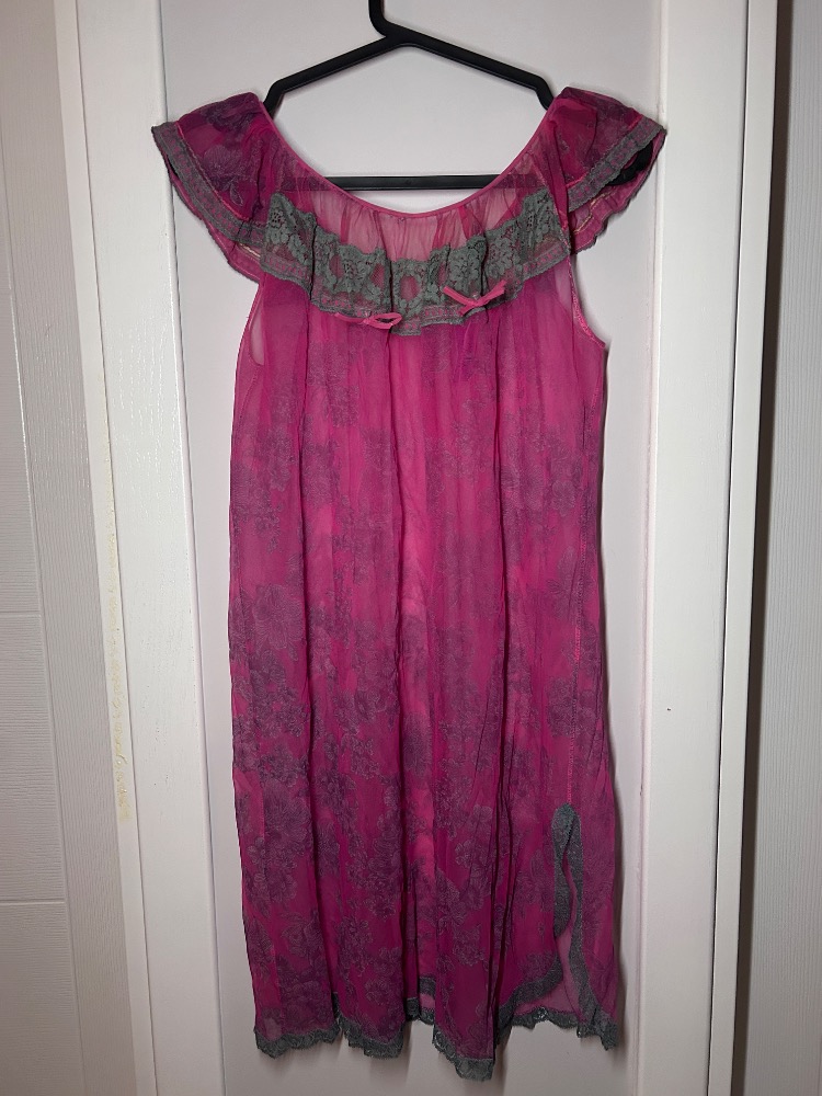 pink transparan elbise