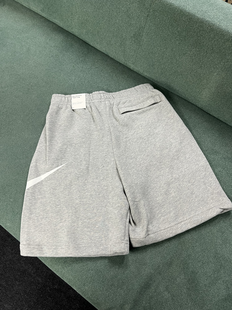 Nike Sportswear Club 