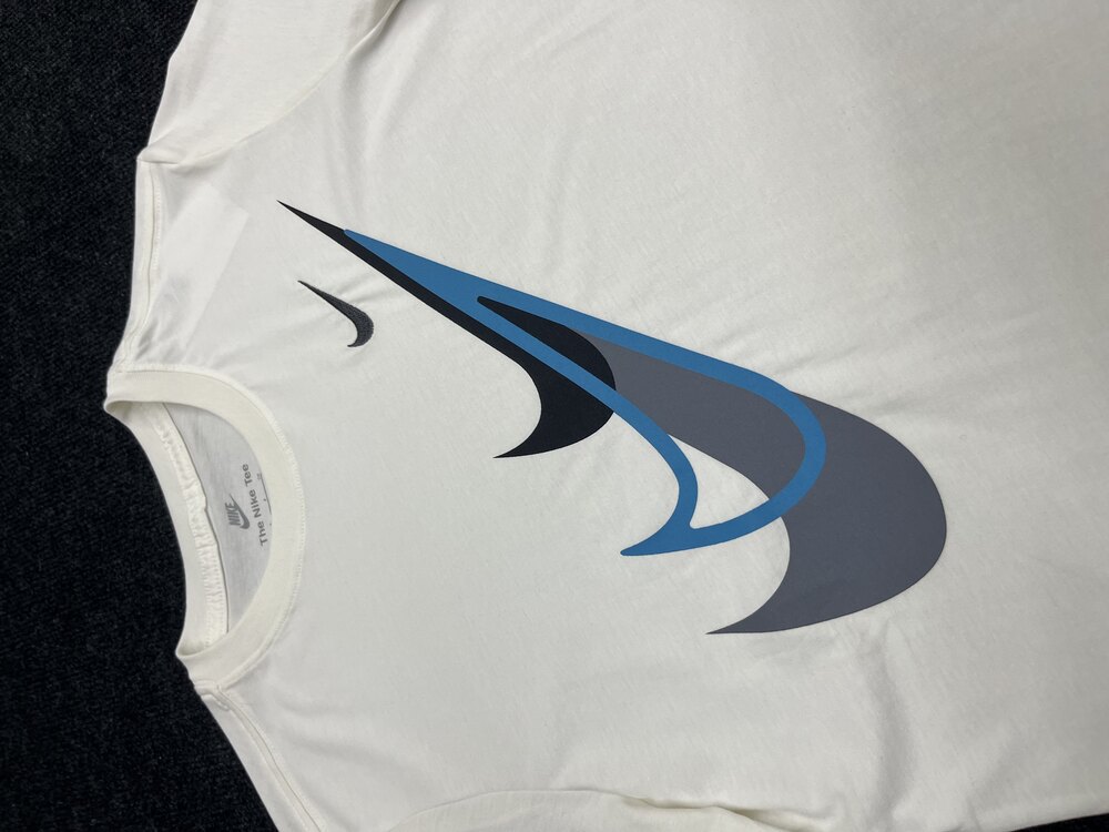 Nike NSW Three Swoosh 