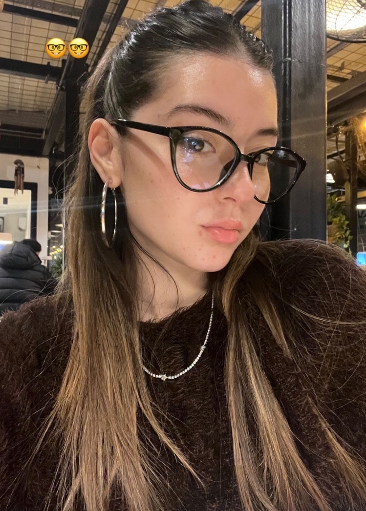 Betty siyah