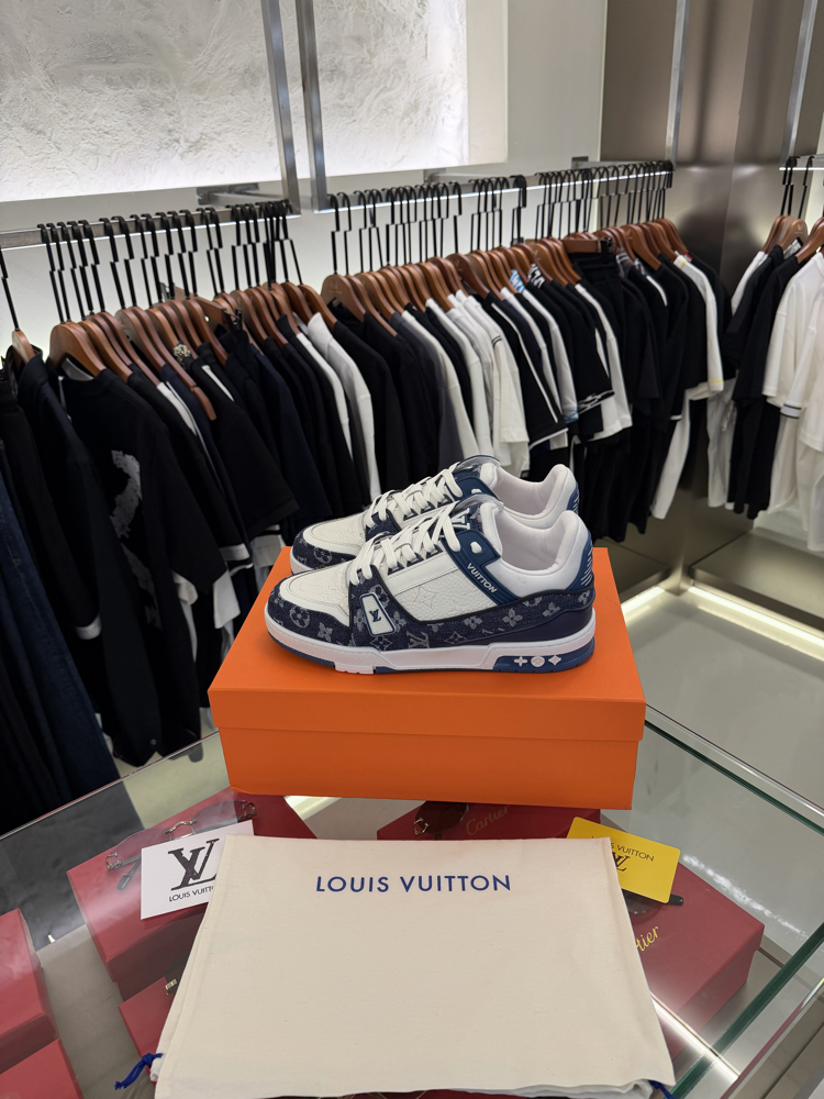 Louis Vuitton Leather Trainer Sneakers