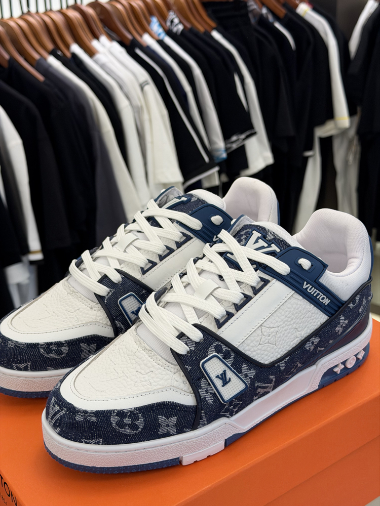 Louis Vuitton Leather Trainer Sneakers