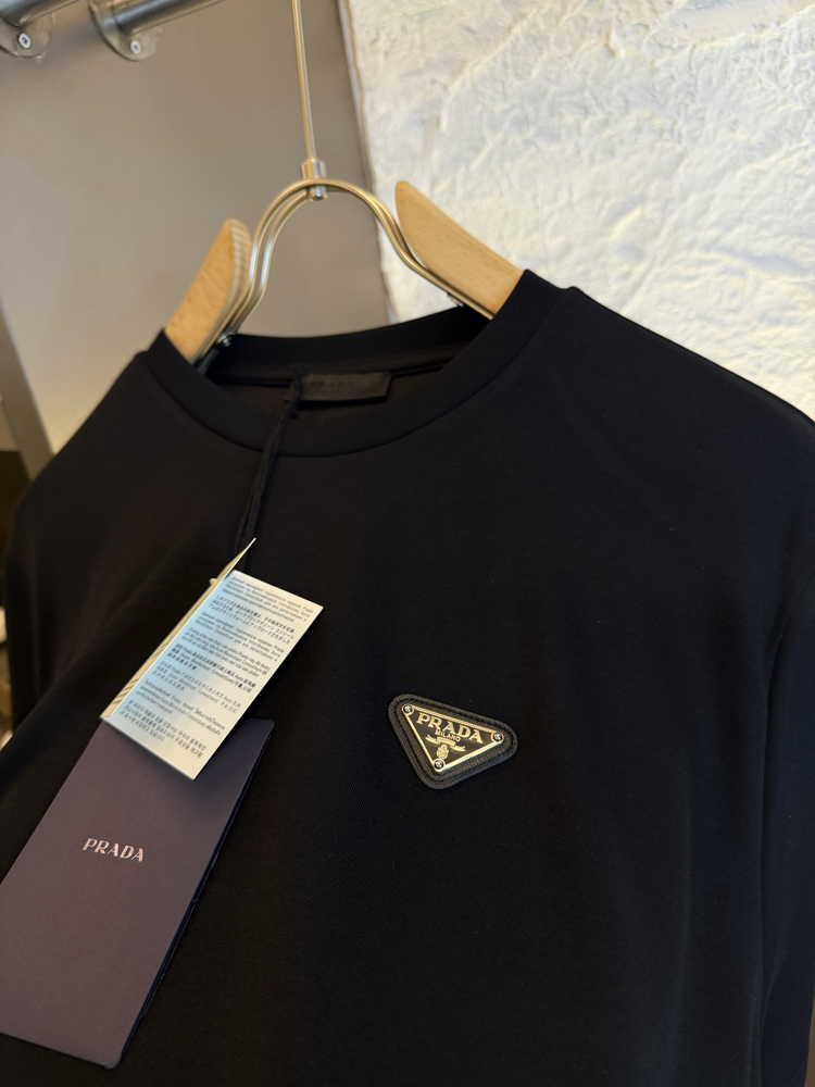 Prada Milano Logo Appliquéd %100 Cotton Tshirt