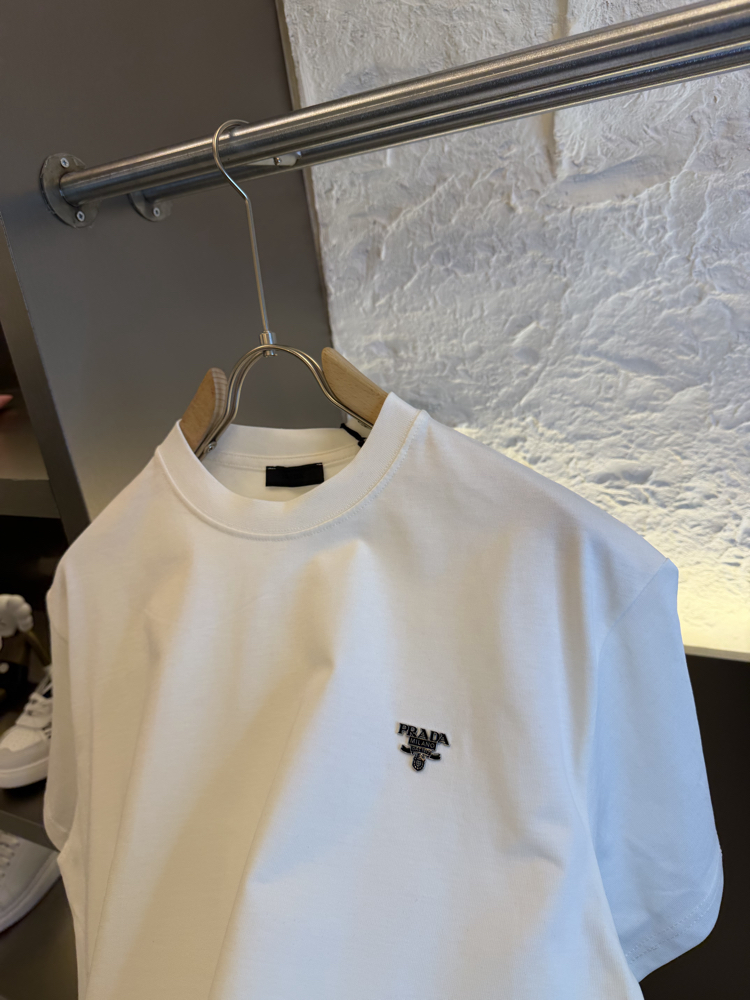 Prada Milano Logo Appliquéd %100 Cotton Tshirt