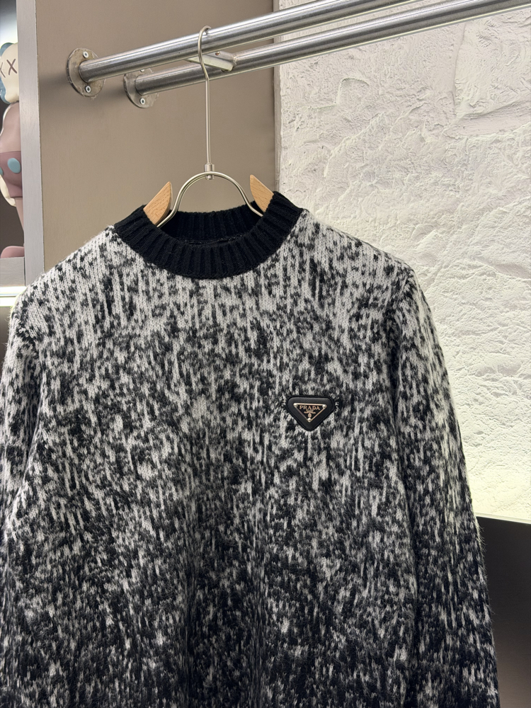 Prada Milano Premium %100 Pamuk Triko Kazak