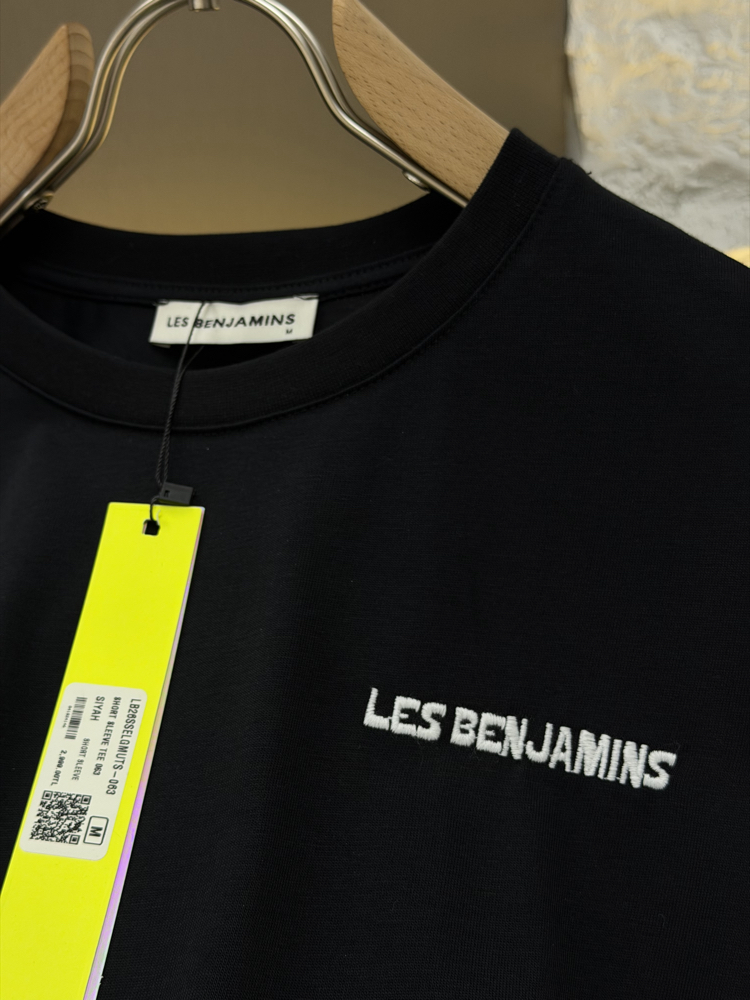 Les Benjamins Logo Appliquéd %100 Cotton Tshirt