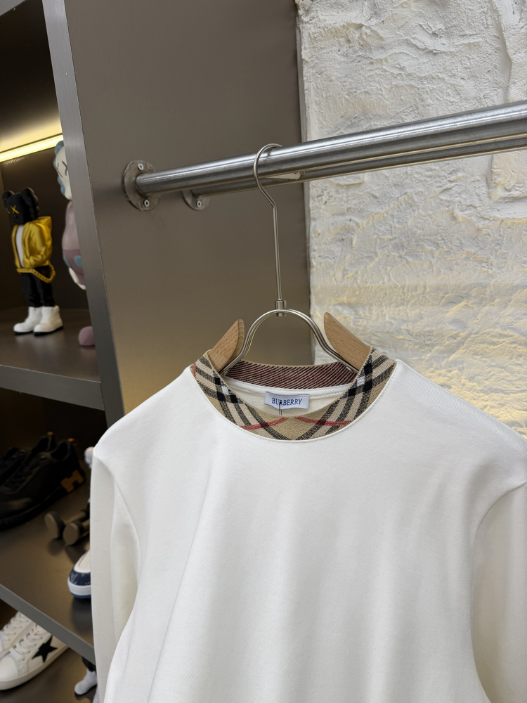 Burberry Premium %100 Pamuk Sweatshirt